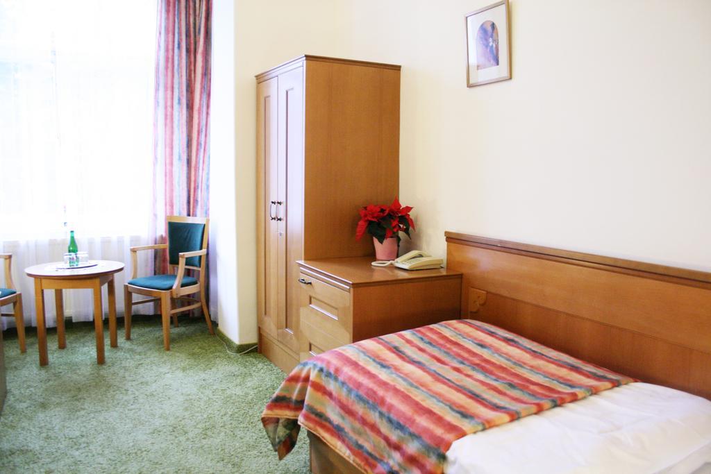 Twin Room Balcony,170541405:JPEG